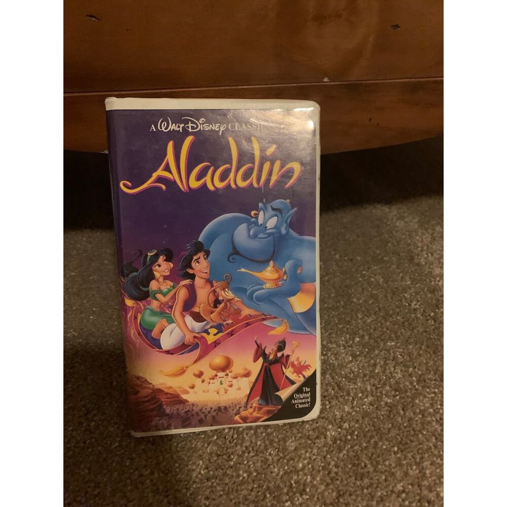 Black Diamond Vintage Disney Classic Aladdin  VHS (RARE 1662)